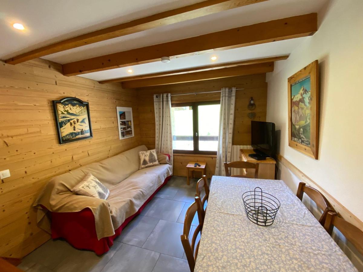 L Alpin Bel Appartement Avec Terrasse Dans Vieille Ferme De Montagne Renovee Les Orres Exterior foto